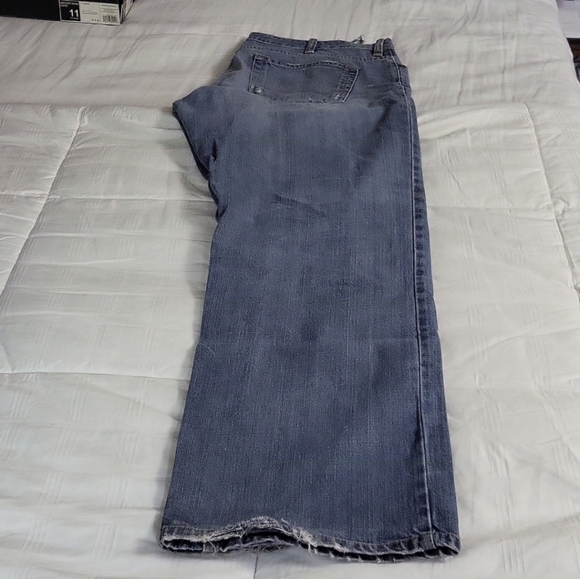 Old Navy Boot Cut low Rse jeans - Picture 8 of 8